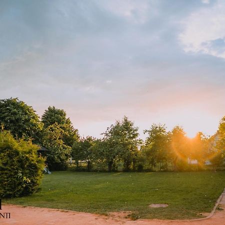 Kalna Apartamenti Aglona Luaran gambar
